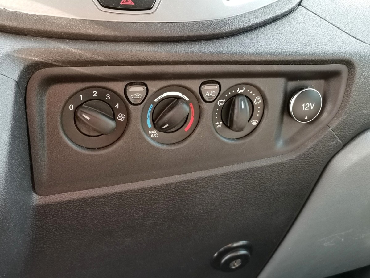 Ford Transit 2.0TDCI 7míst/valník/tažné/ČR 10