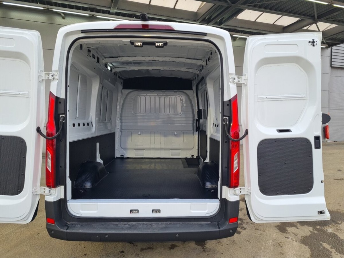 Maxus eDeliver 9 52kWh / 150kw L2H2/ NOVÉ! 12