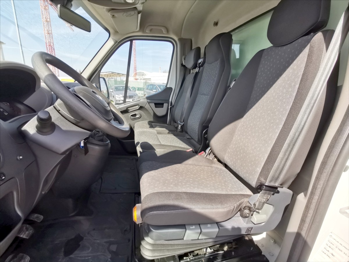 Opel Movano 2.3CDTI skříň 8pal/navi/h.čelo 5
