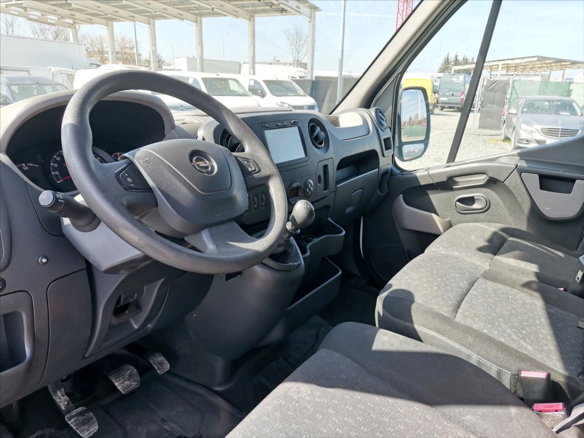 Opel Movano 2.3CDTI skříň 8pal/navi/h.čelo 6