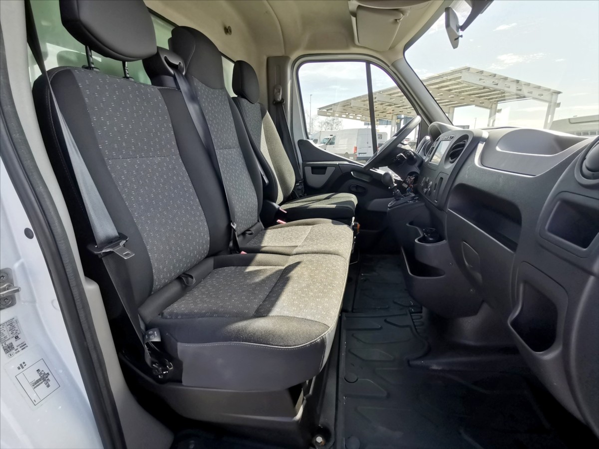 Opel Movano 2.3CDTI skříň 8pal/navi/h.čelo 7
