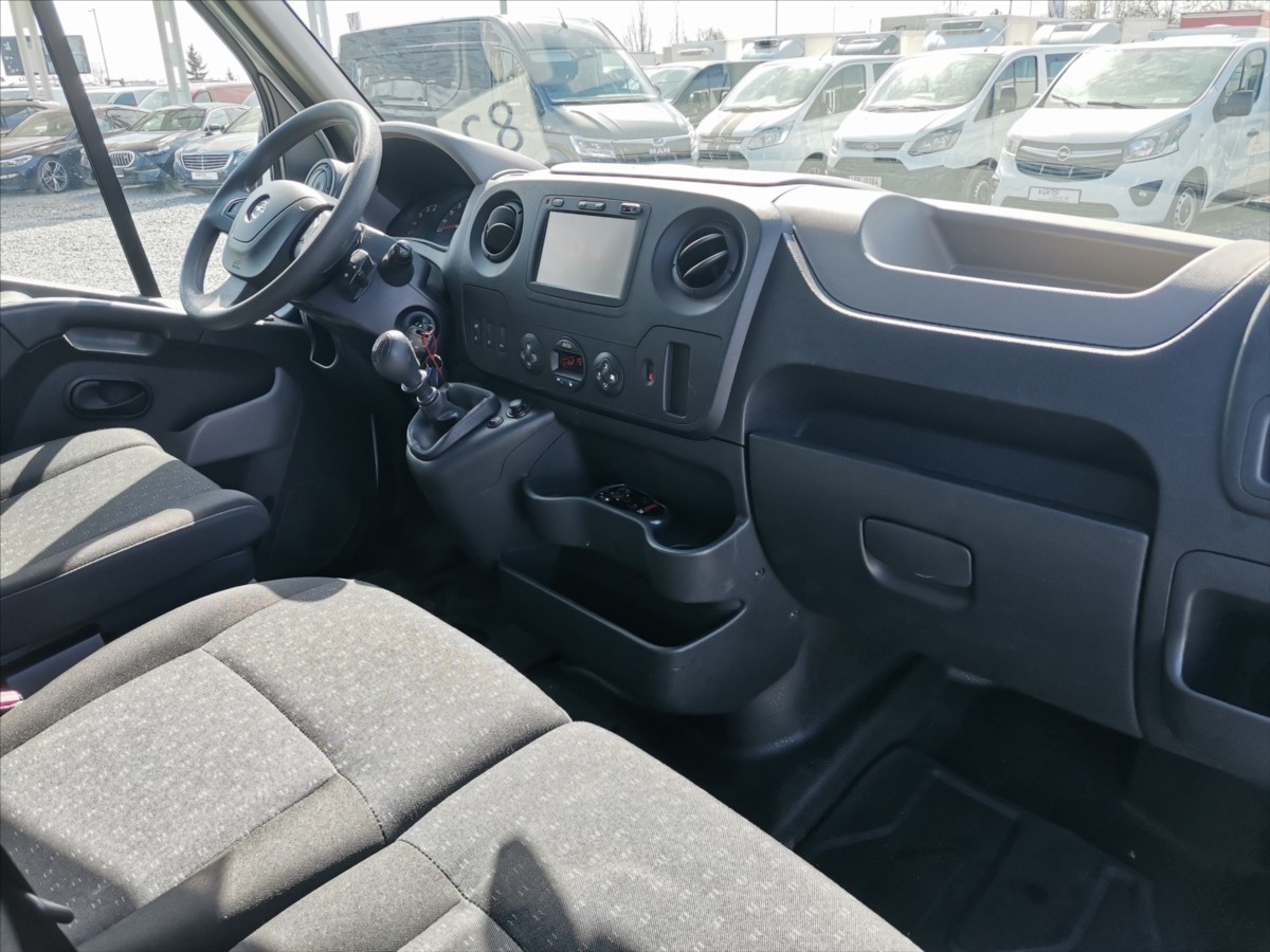Opel Movano 2.3CDTI skříň 8pal/navi/h.čelo 8