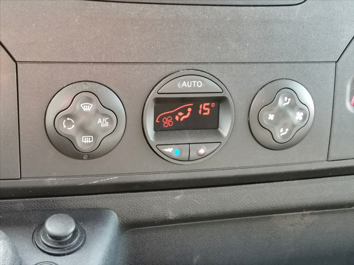 Opel Movano 2.3CDTI skříň 8pal/navi/h.čelo 10