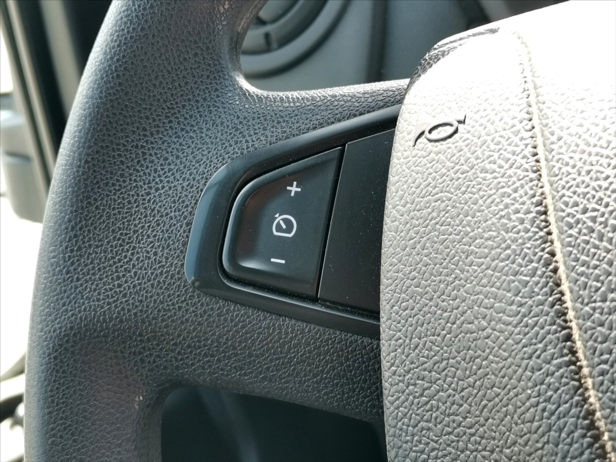 Opel Movano 2.3CDTI skříň 8pal/navi/h.čelo 14