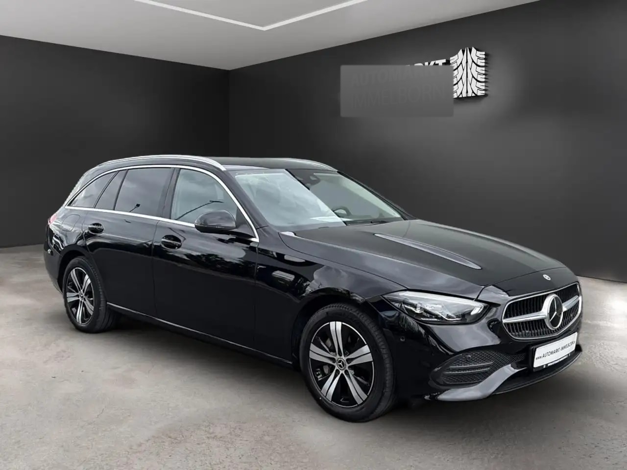 Mercedes-Benz C 300 e Pano*Distro*AHK*Kamera*LED*Leder*18*DAB