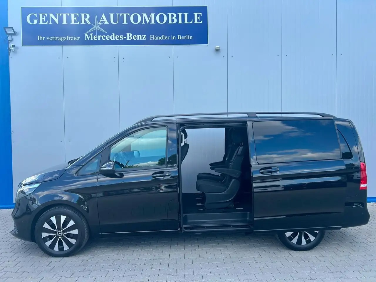 Mercedes-Benz V 220 LANG 9G-TR SPORTPAKET NAVI WEBASTO LED AHK 7