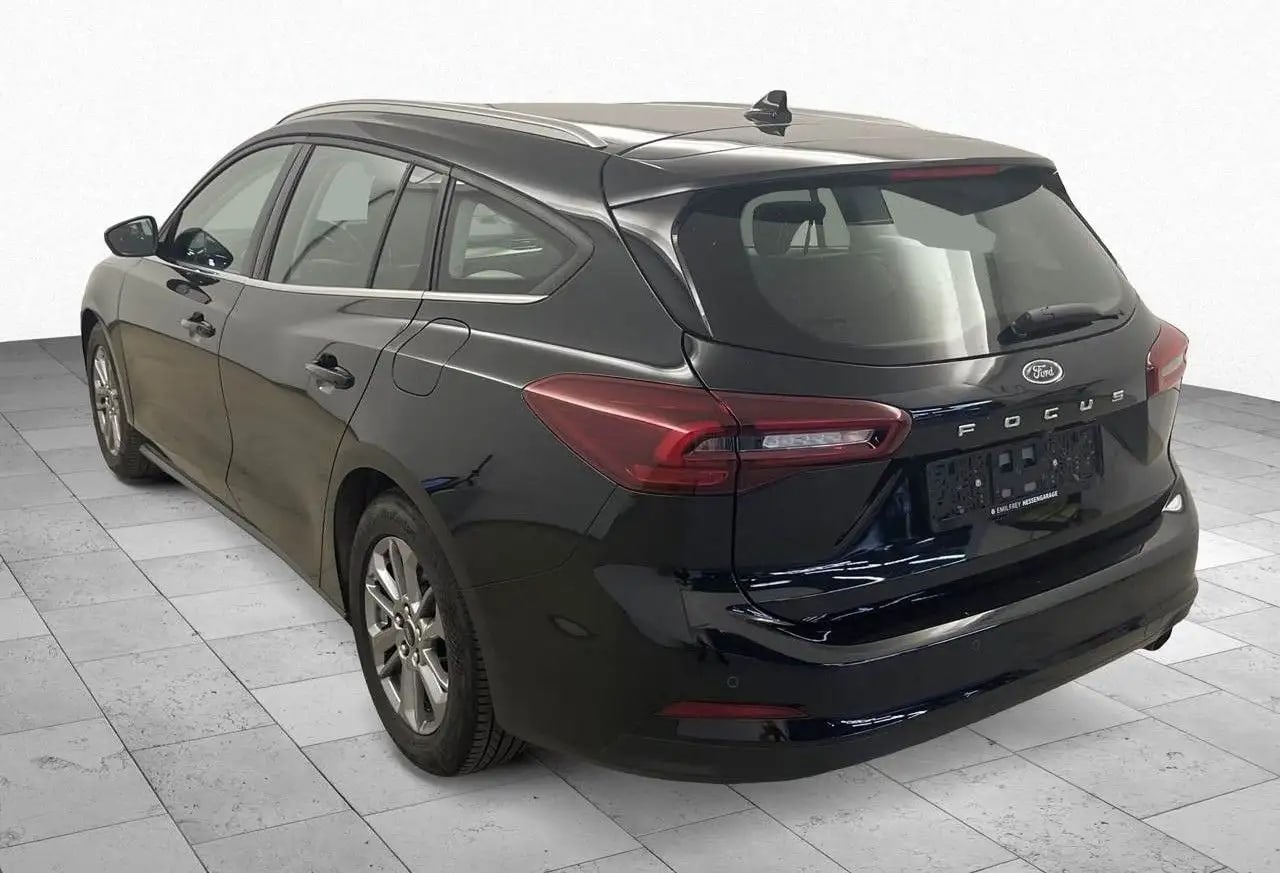 Ford Focus Titanium Matrix*Kamera*ACC*LED*NaviGroß*LM 4