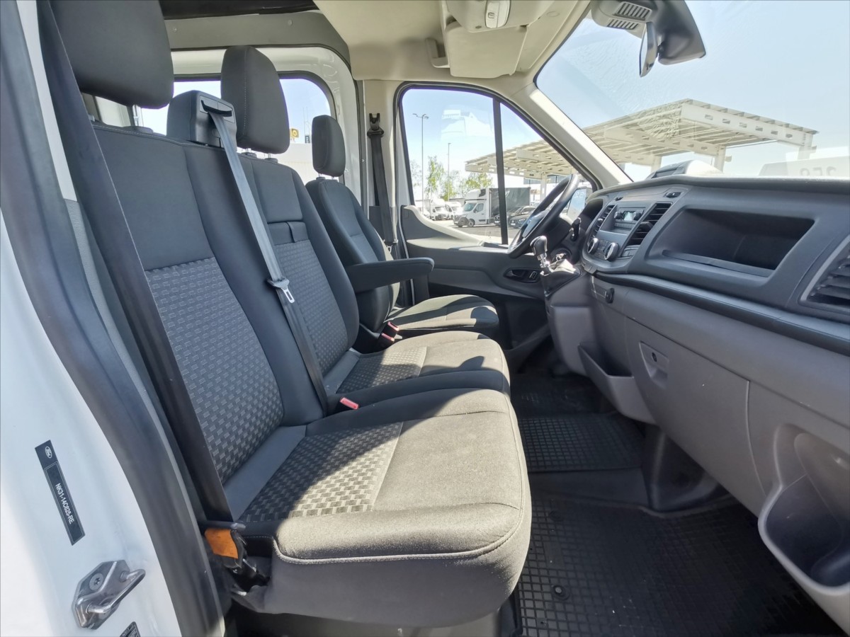 Ford Transit 96kw JUMBO /6míst/ČR/1.maj. 7