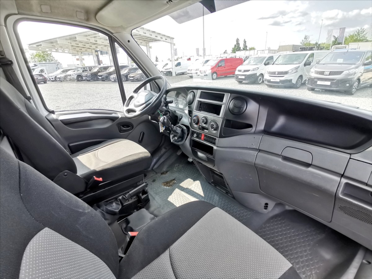 Iveco Daily 35S13 mrazí/chladí/380V 8