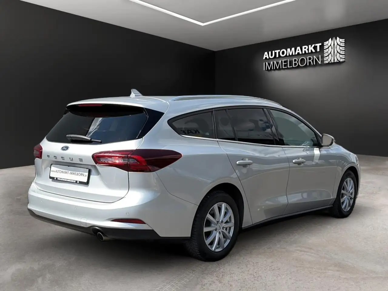 Ford Focus Titanium Tempo*LM*DAB*NaviTouch*Winterpak 8