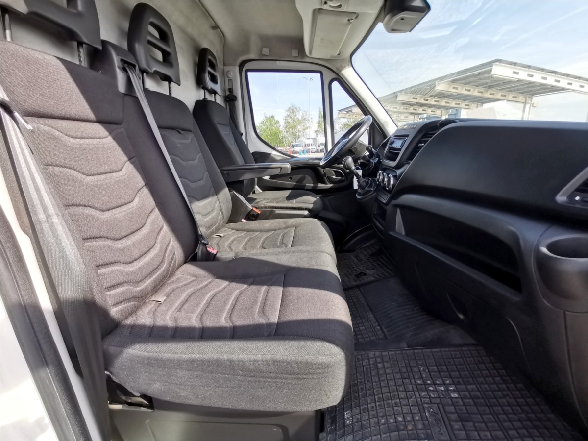 Iveco Daily 35S17 MAXI XL/auto.klima/temp. 7