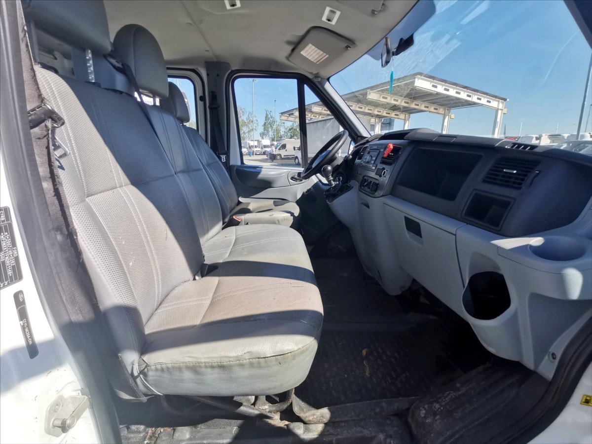 Ford Transit 2.2TDCI/92kw valník /7míst 7