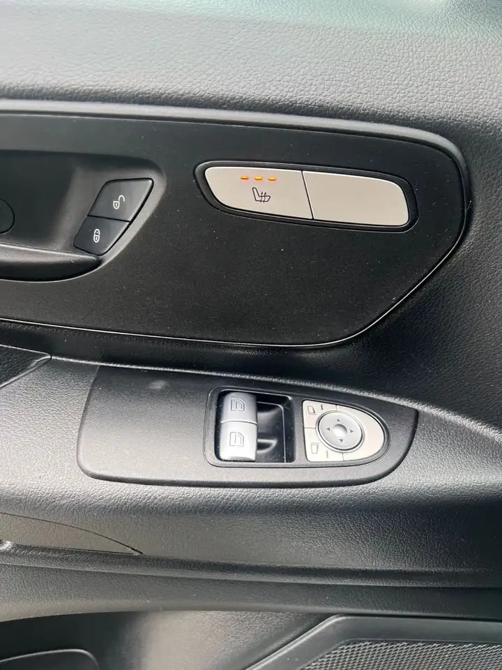 Mercedes-Benz Vito 119 d LANG 9G NAVI LED WEBASTO KAMERA AHK 13