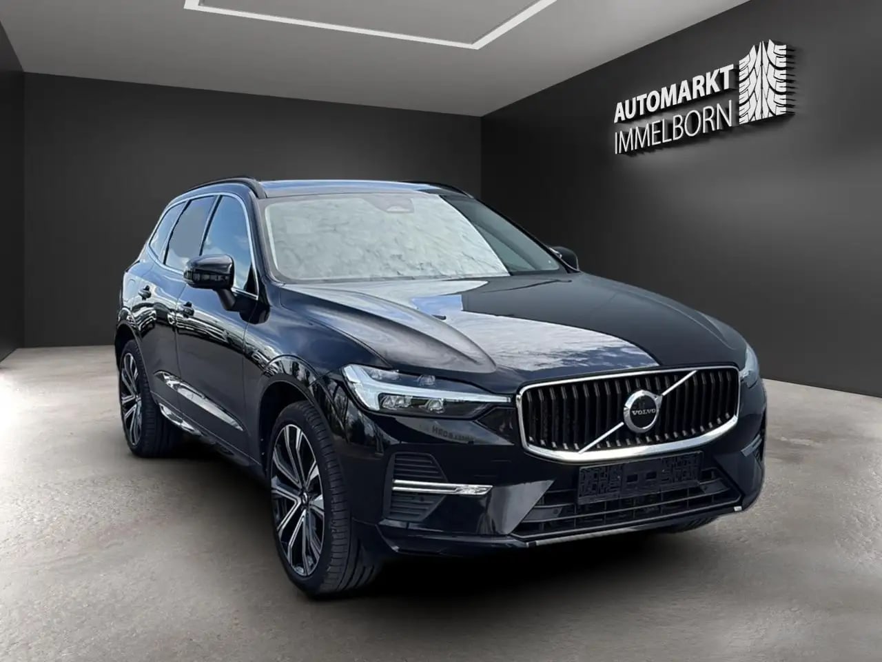 Volvo XC60 Momentum ALLRAD 21*Sdach*STHZG*AHK*LED* 2