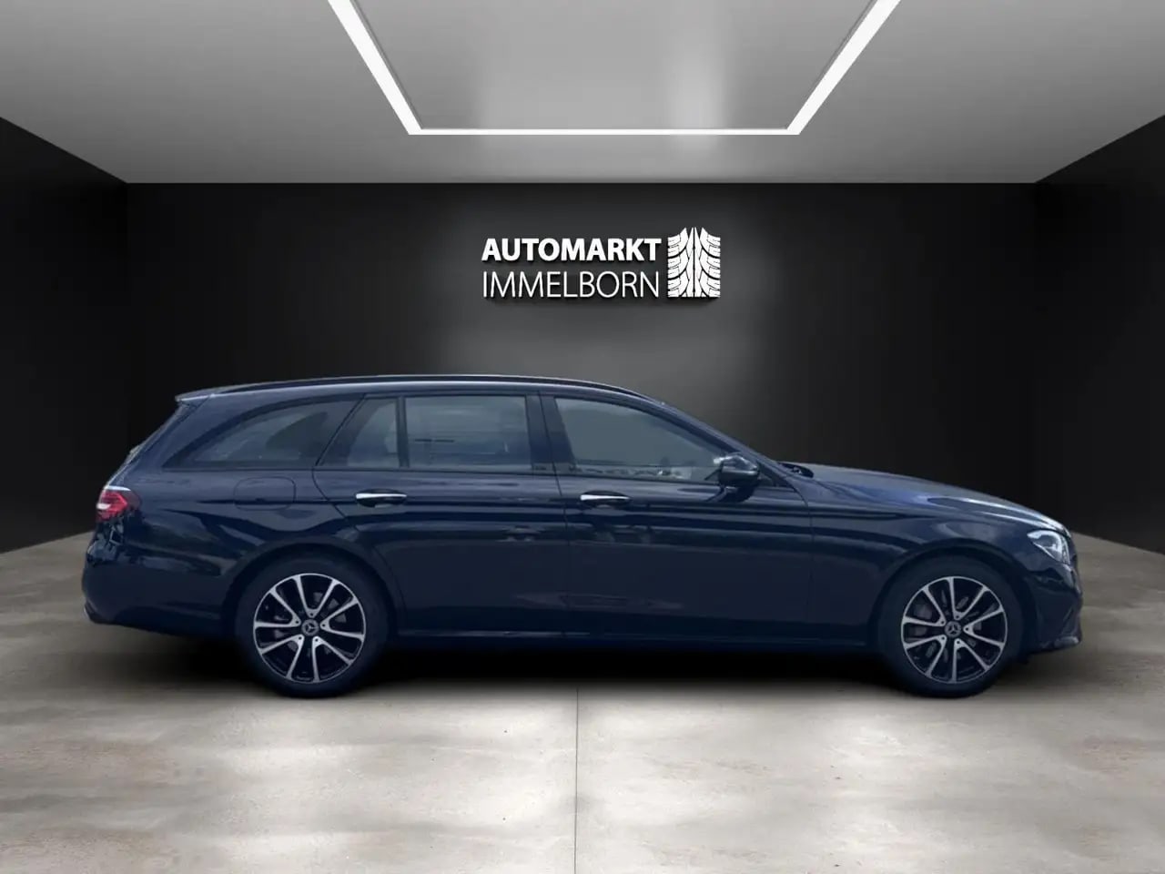 Mercedes-Benz E 220 d AHK*Distro*Massage*Kamera*Burmest*Memory 7