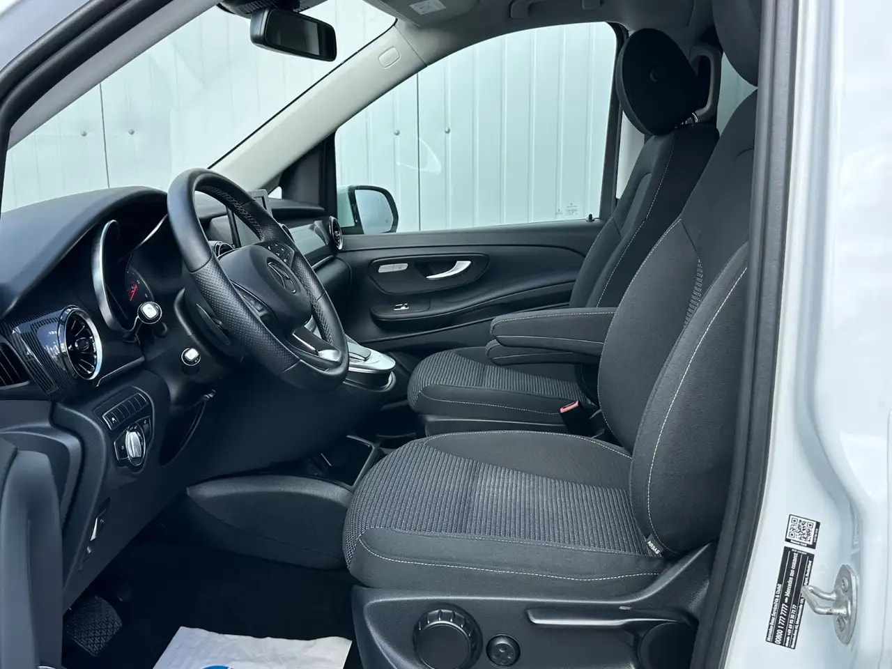 Mercedes-Benz V 220 LANG 9G-TR WEBASTO NAVI MBUX KAMERA 7-SITZ 16