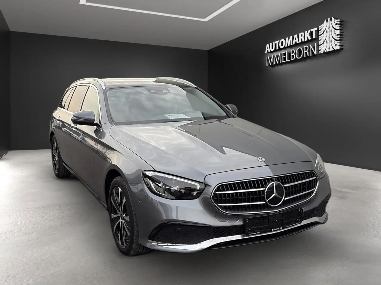 Mercedes-Benz E 300 de ALLRAD Pano*360*Distro*VollLed*SOH 95%* 2