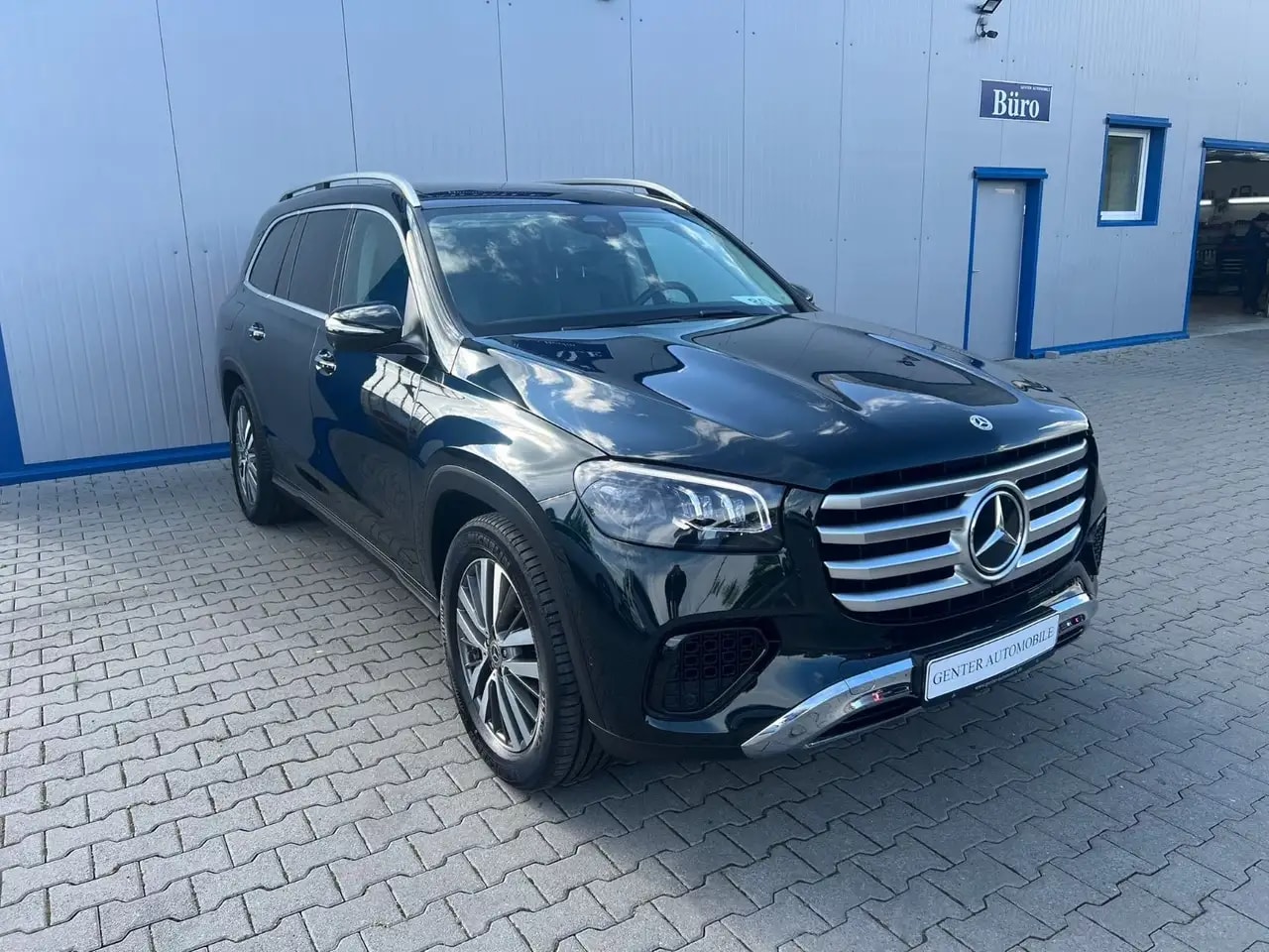Mercedes-Benz GLS 350 4M 9G COMAND PANORAMA DISTRONIC KEYLESS 3