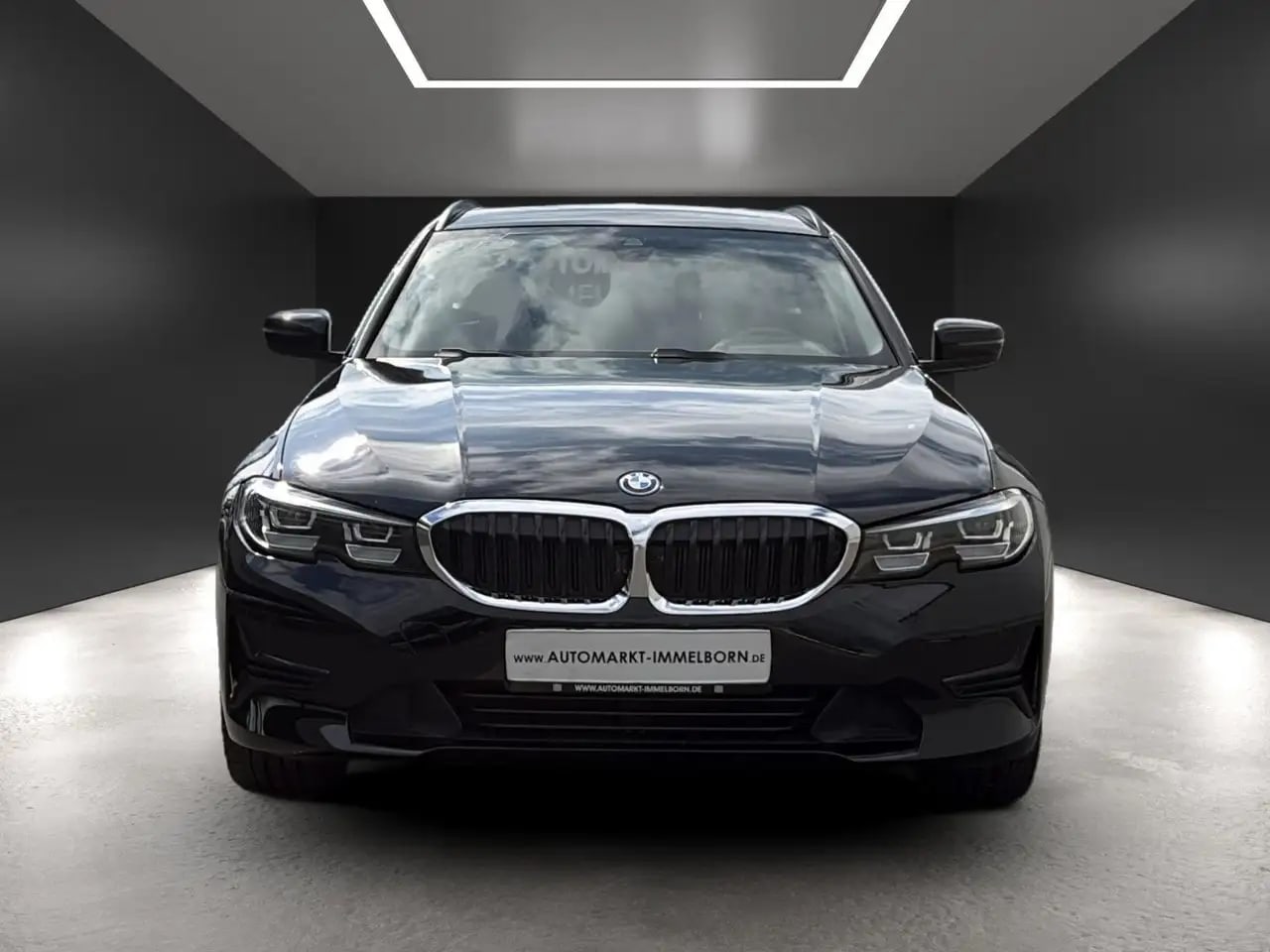 BMW 330 e Advantage AHK*LiveCP*LED*Navi+*DAB*Spur 8