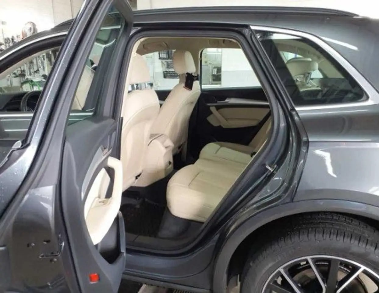 Audi Q5 quattr S line 20*lED*NaviTouch*Leder*360*STHZ 9