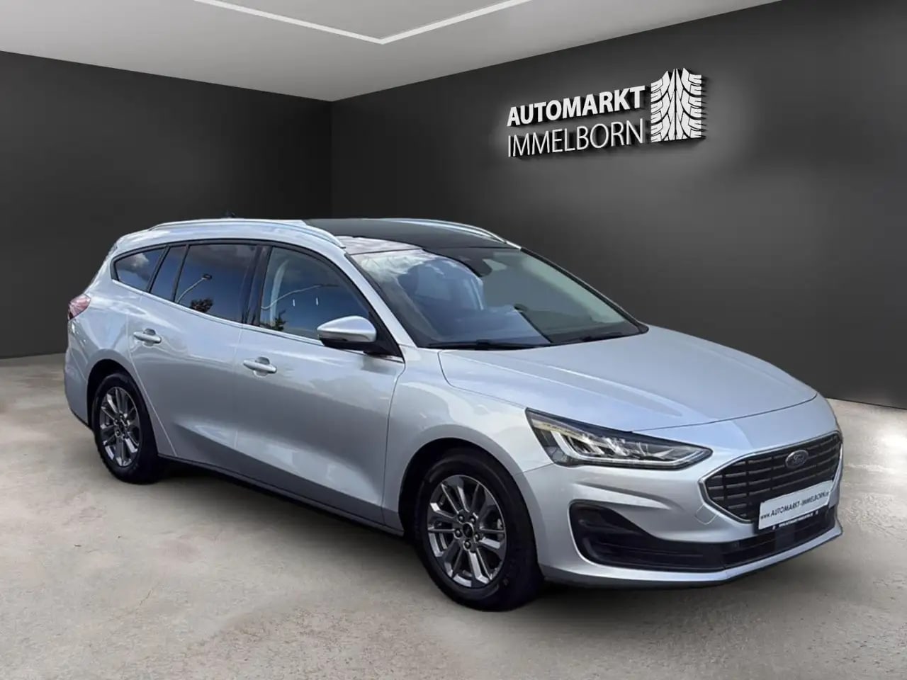 Ford Focus Titanium Panorama*Kamera*Matrix*ACC*Winter