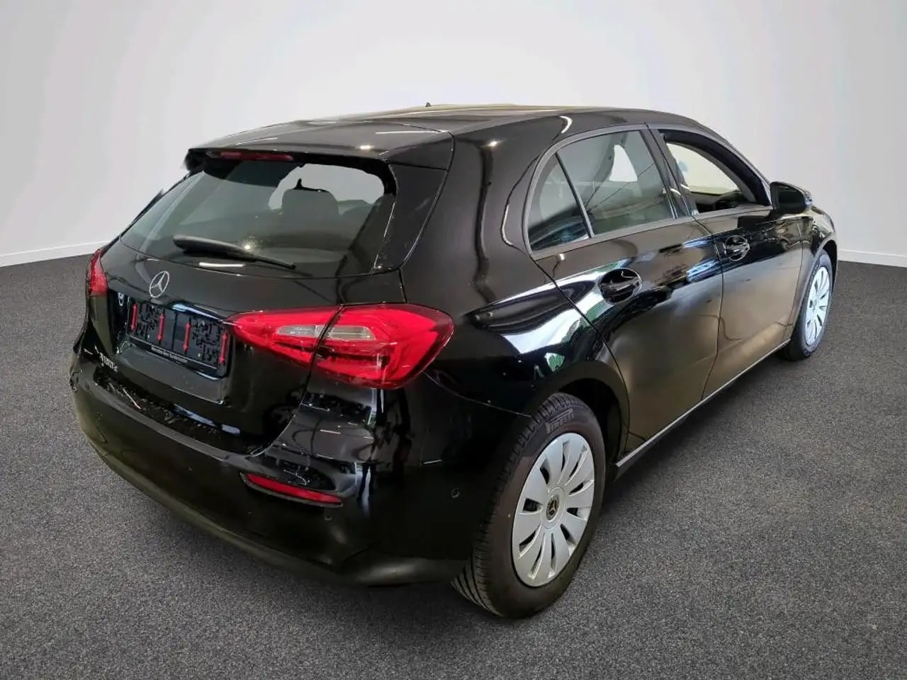 Mercedes-Benz A 180 d AUTOMATIK Kamera*Navi*DAB*SPUR*VKZ*1Hand 3