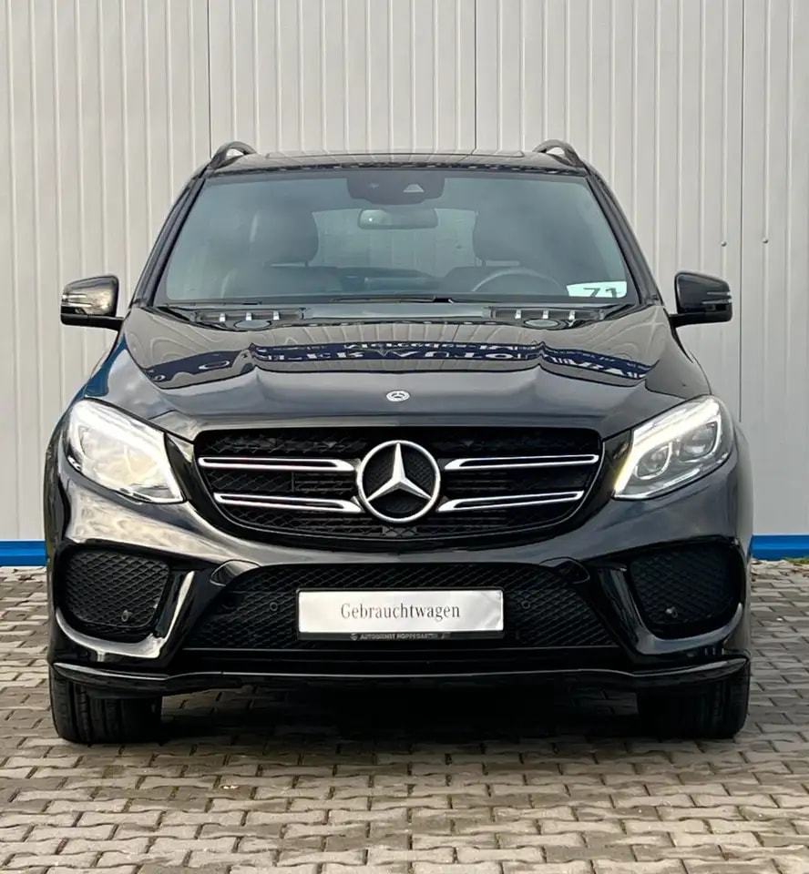 Mercedes-Benz GLE 350 4M AMG-LINE COMAND SCHIEBED. LED KEYLESS 2