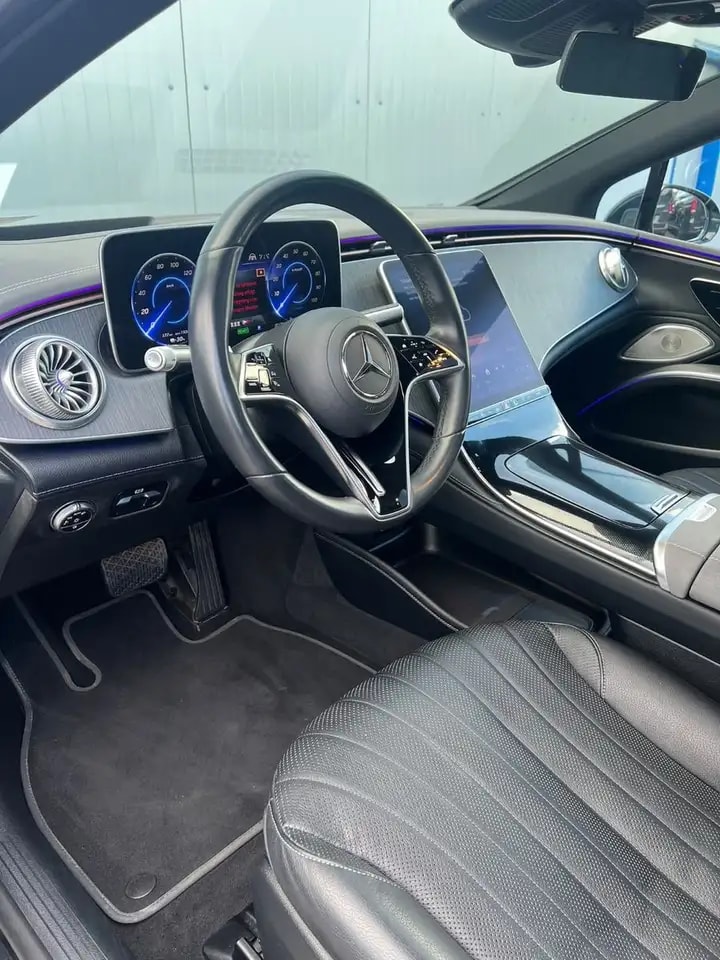 Mercedes-Benz EQS 450 4M AMG PANO AIRMATIC HUD KEYLESS HA-LENK 11