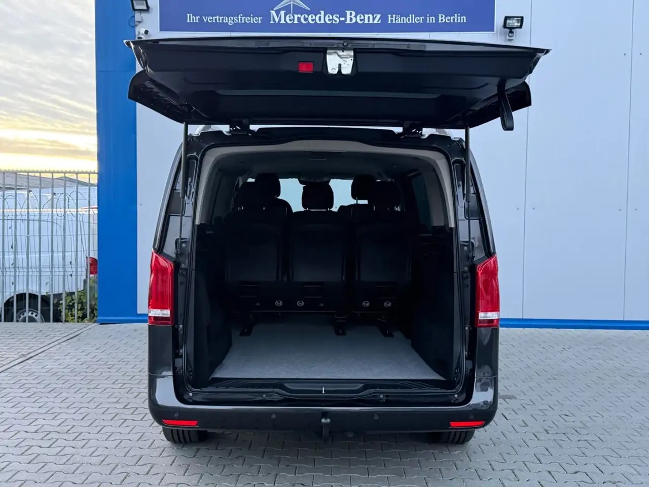 Mercedes-Benz Vito VITO 119 LANG 4M 9G-TR MIXTO NAVI LED KAMERA AHK 10