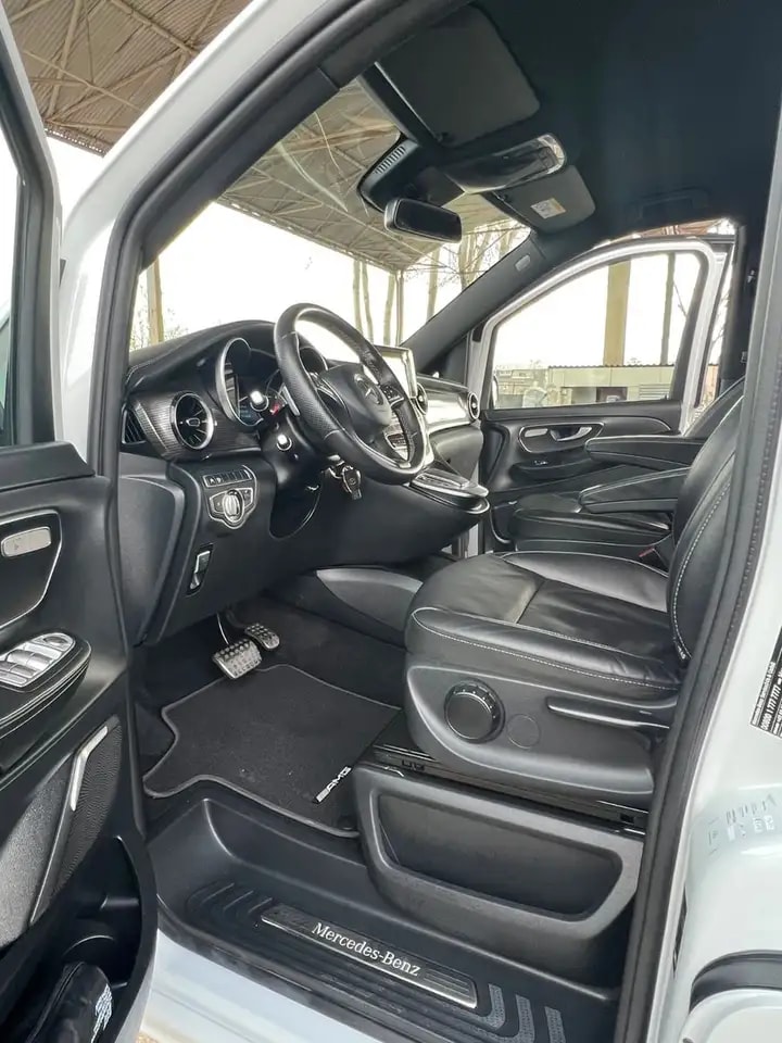 Mercedes-Benz V 250 V250d EXTRALANG AMG-LINE EL.TÜREN TISCH AHK 360° 11
