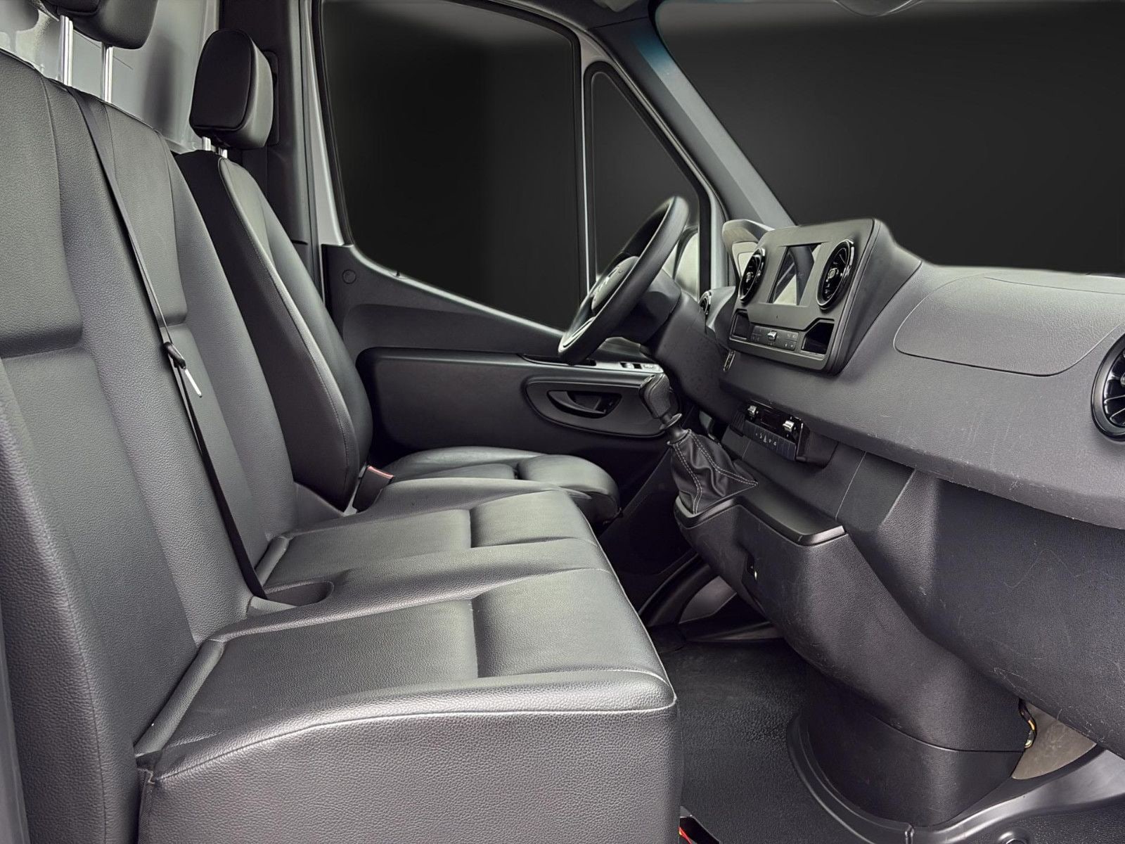 Mercedes-Benz Sprinter III Pritsche FWD 215 CDI Klima+Navi+Tem 7