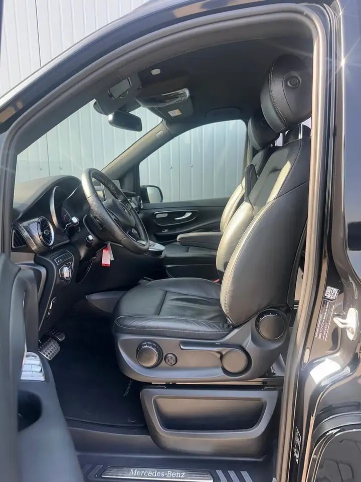 Mercedes-Benz V 300 d LANG LIEGEPAKET LEDER LED 360° KAMERA AHK 18