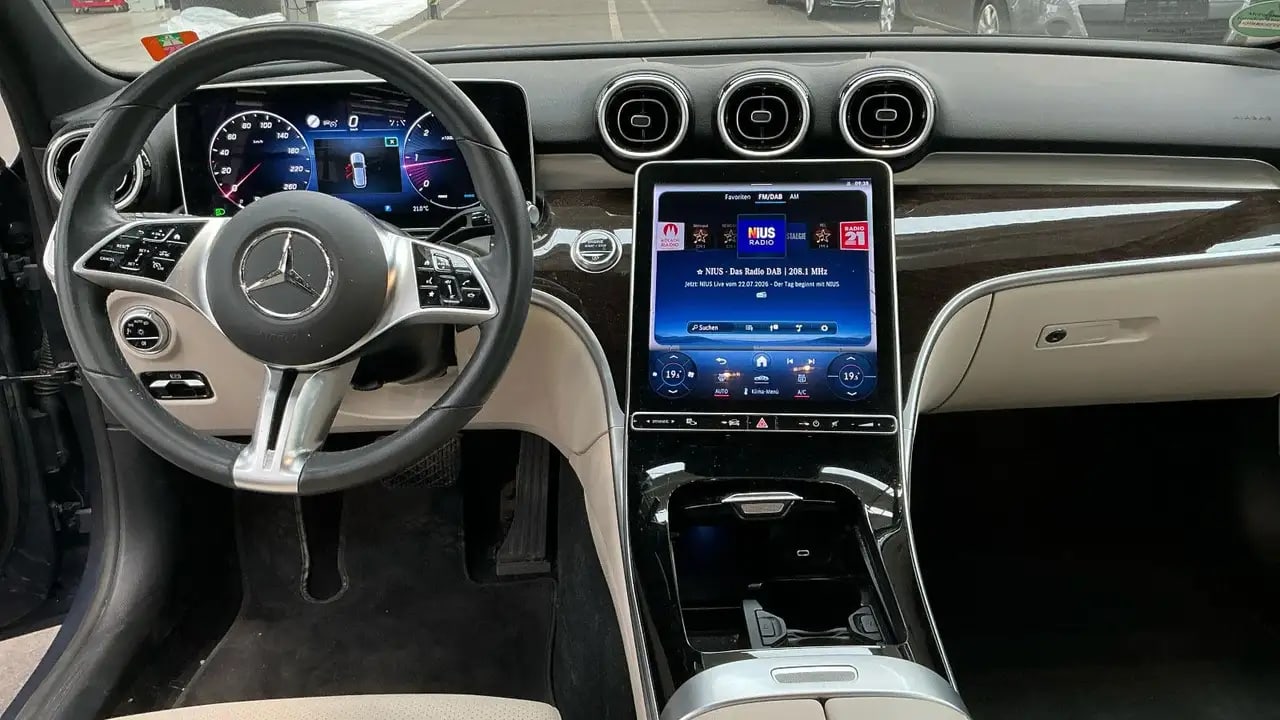 Mercedes-Benz C 300 d 360*Distro*VollLeder*DAB*NaviTouch*Sport 11