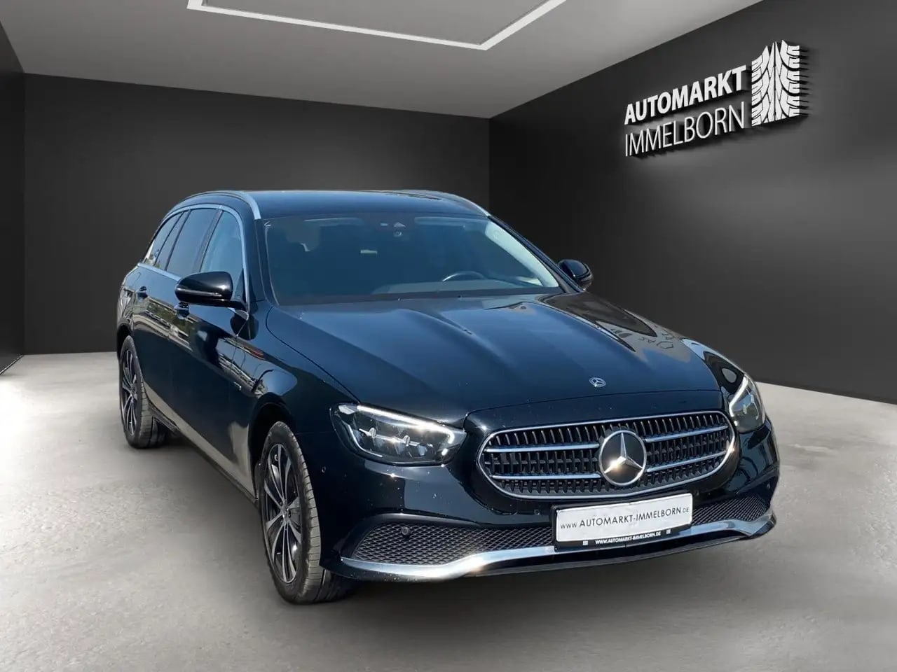 Mercedes-Benz E 300 de ALLRAD VollLeder*Kamera*SO100%*Avantgar 2
