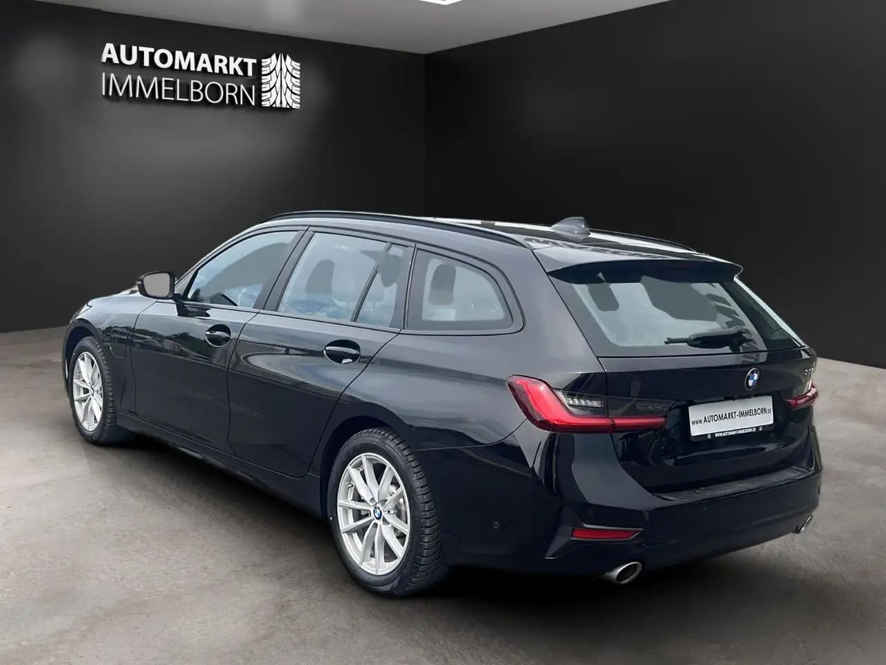 BMW 330 e Kamera*LED*Leder*Spur*LiveCockpi*H&K*Memor 5