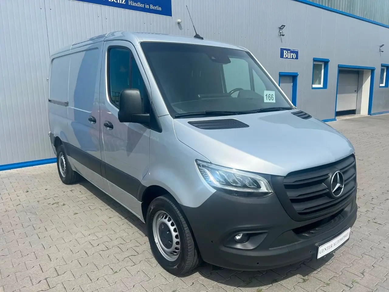 Mercedes-Benz Sprinter 314 AUTOMATIK NAVI TOTWINKEL KAMERA LED 3