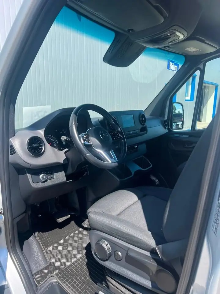 Mercedes-Benz Sprinter 314 AUTOMATIK NAVI TOTWINKEL KAMERA LED 11
