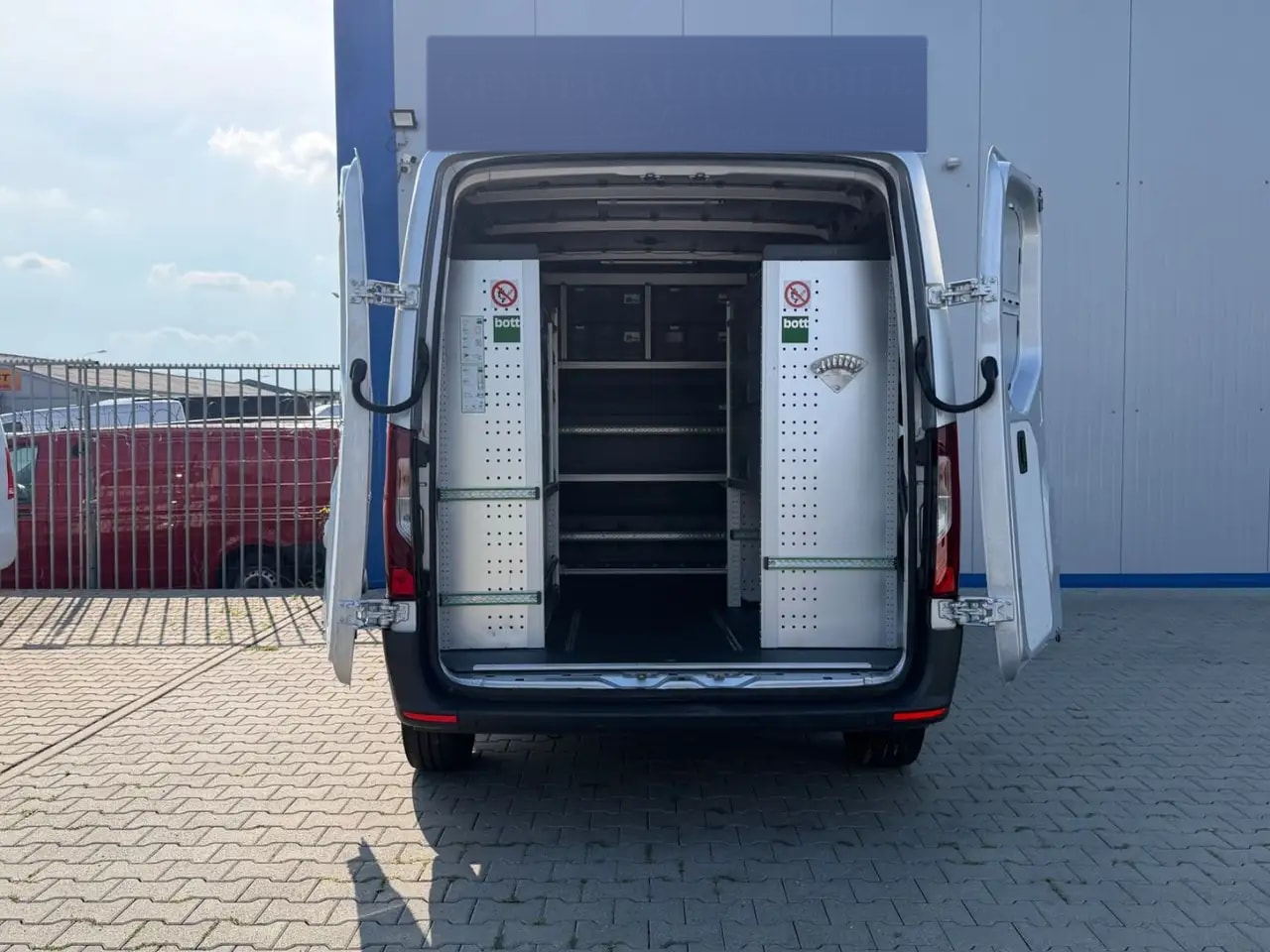 Mercedes-Benz Sprinter 314 AUTOMATIK NAVI TOTWINKEL KAMERA LED 10