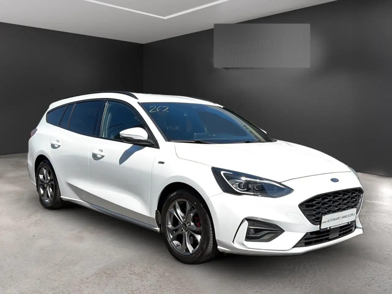 Ford Focus ST-Line X AHK*Kamera*Matrix*Navi+*Winterpa