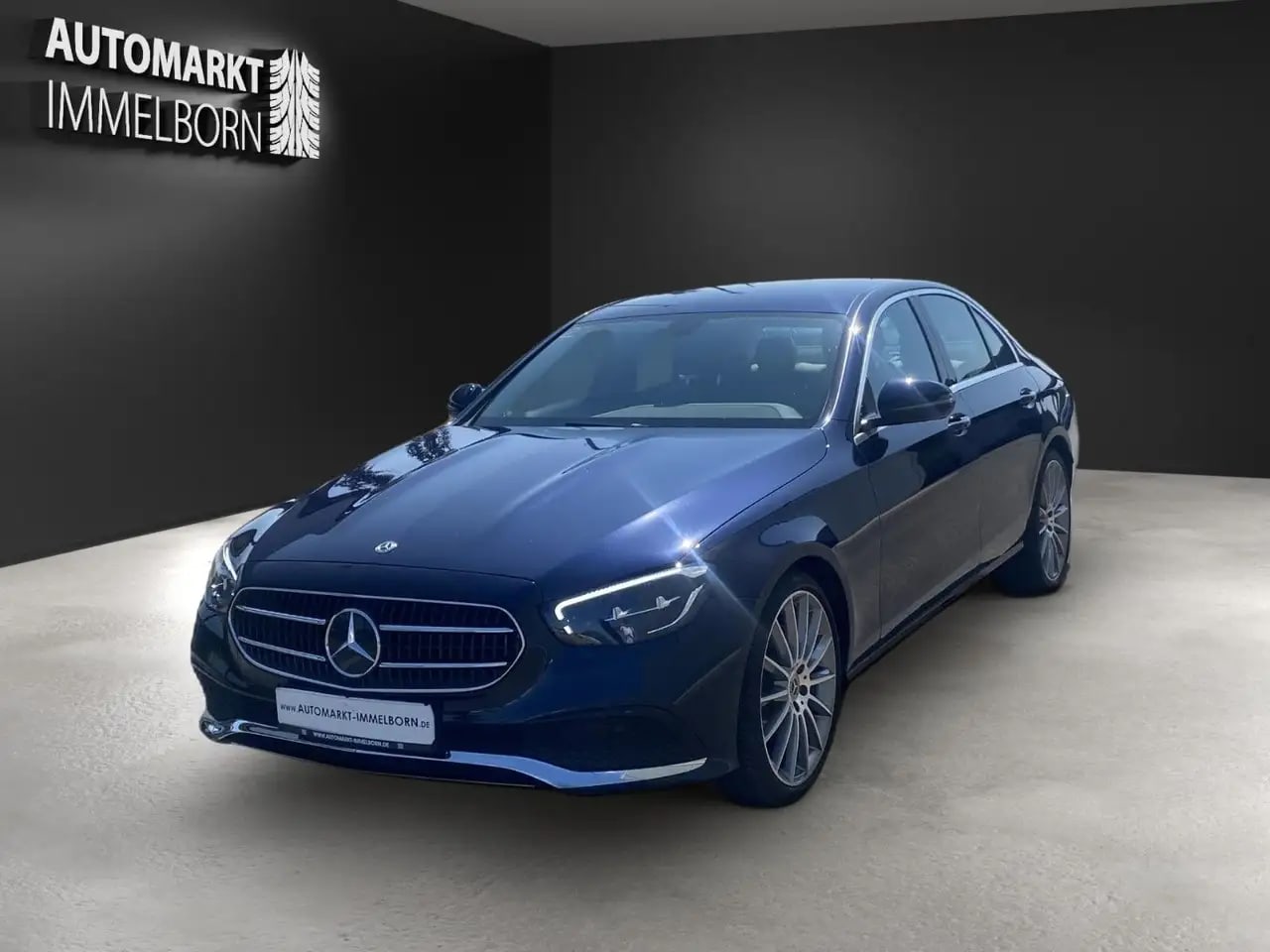 Mercedes-Benz E 200 AMG 20*VollLeder*LED*Memory*Wides 3