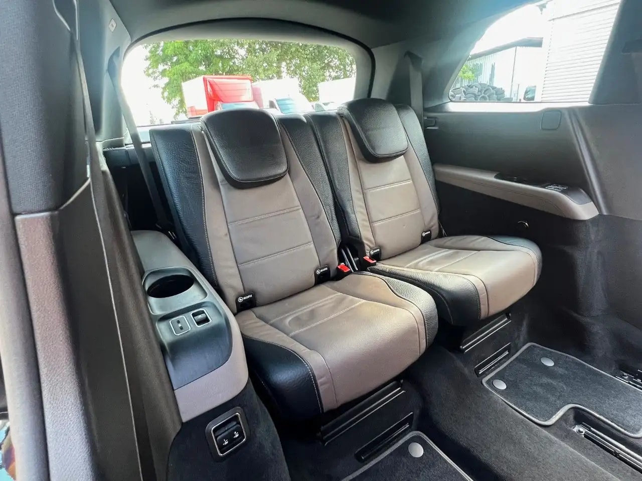 Mercedes-Benz GLS 400 d 4M 9G COMAND PANORAMA DISTRONIC KEYLESS 15