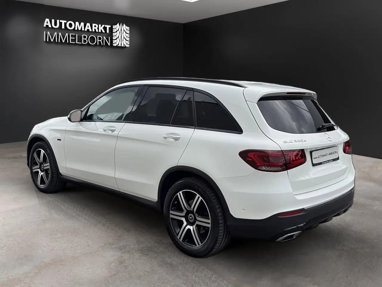 Mercedes-Benz GLC 300 e 360*Distro*LED*Night*19*Virtual*Luftfe 6