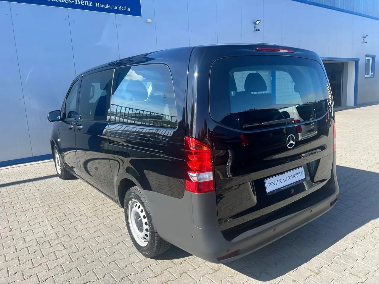 Mercedes-Benz Vito 116 TOURER LANG 9G NAVI KAMERA 7-SITZER AHK 9