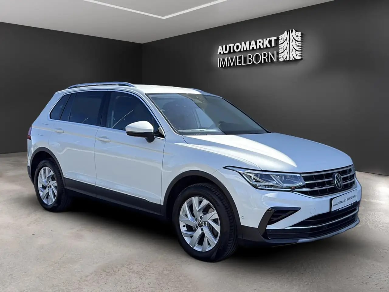 Volkswagen Tiguan Elegance eHybrid Matrix*Kamera*ACC*3Zonen