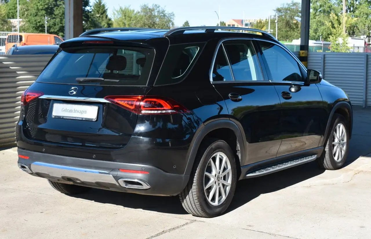 Mercedes-Benz GLE 300 d 4M 9G KAMERA MULTIBEAM LED AHK WEBASTO 6