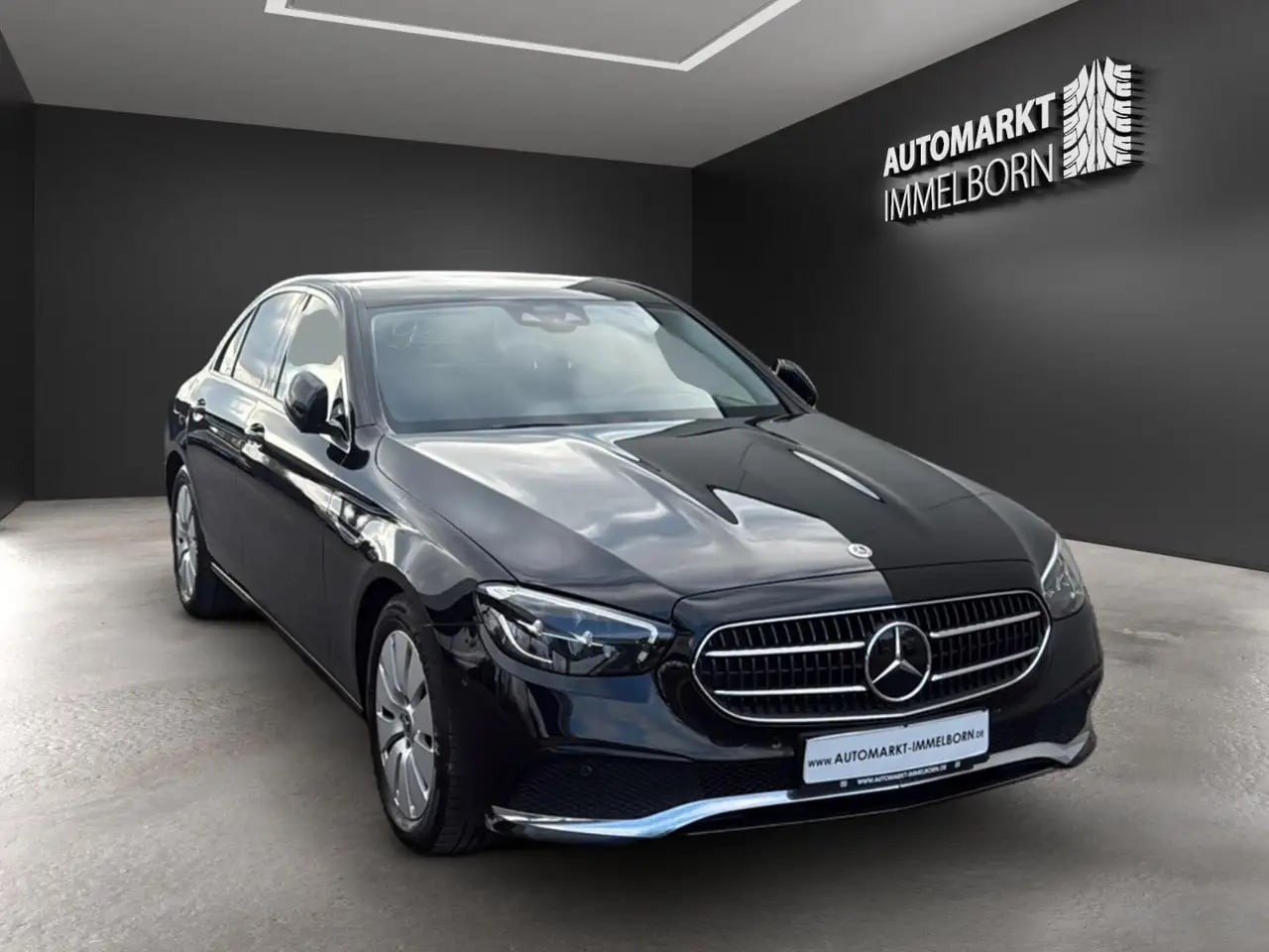 Mercedes-Benz E 200 d Automatik VollLeder*Kamera*Distro*LED*Na 2