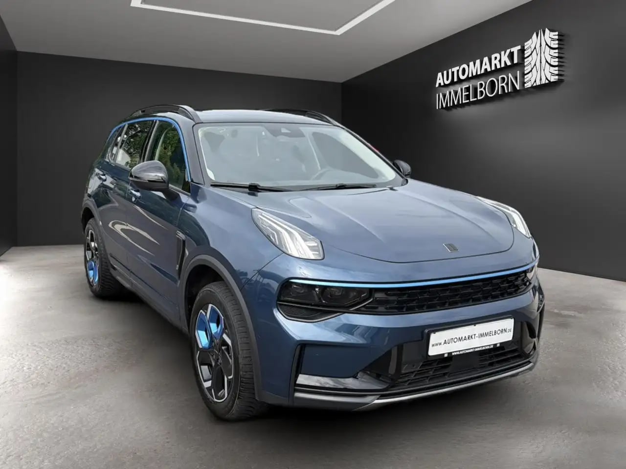Lynk & Co 01 Lynk&Co Pano*LED*Navi*ACC*VZ*TW*Spur*18*AHK 2