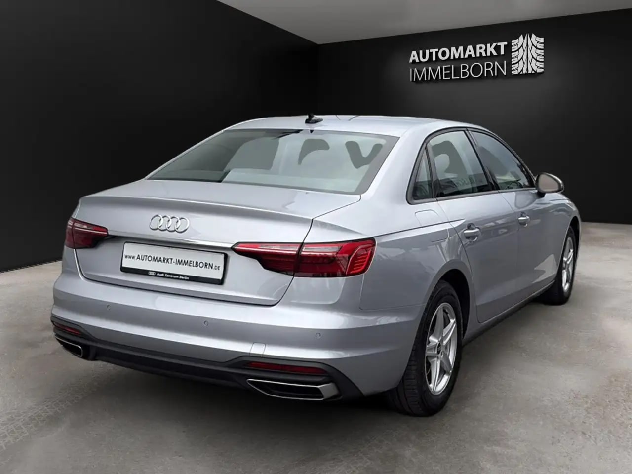 Audi A4 Lim. 30 TDI LED*NaviTouch*DAB*PDC*ACC*1Hand 7