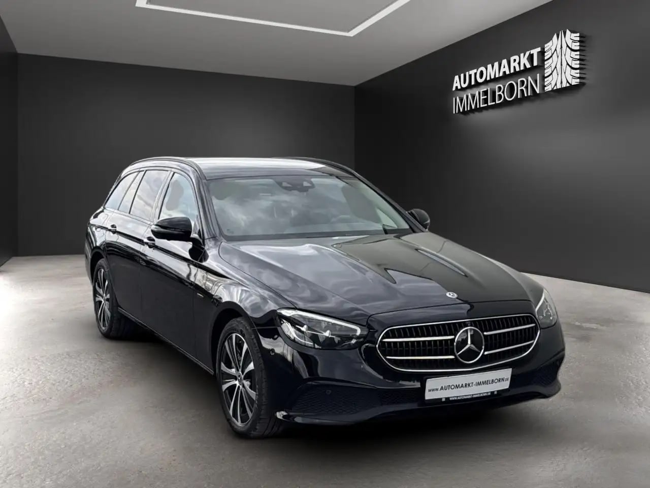 Mercedes-Benz E 300 de Burmest*Distro*AHK*360*LED*SOH 94% 2