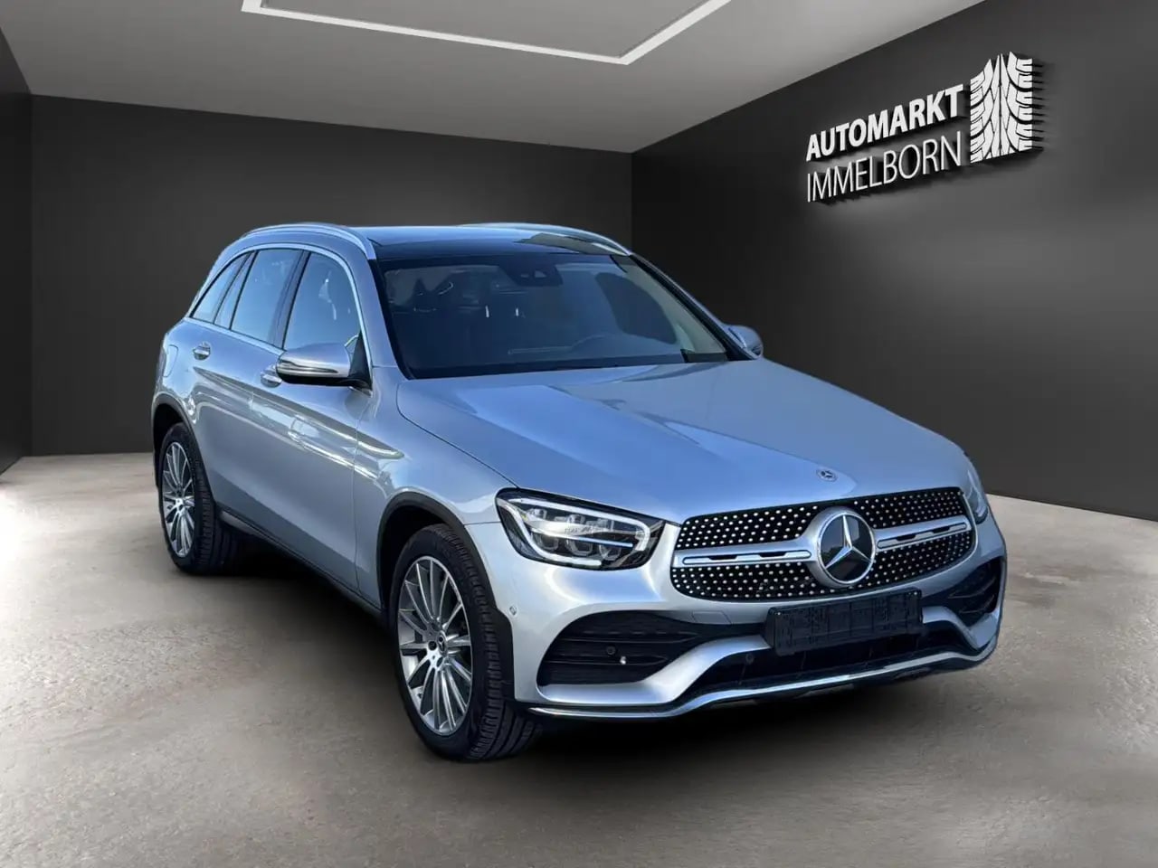 Mercedes-Benz GLC 300 d AMG 20*Memory*STHZG*Pano*AHK*Massag 3
